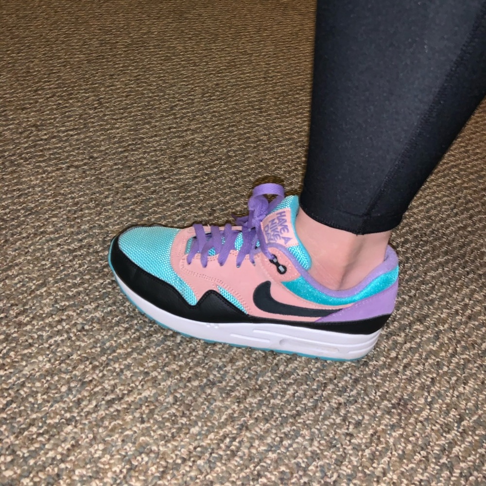 Kids Nike Air Max’s - Picture 5 of 5